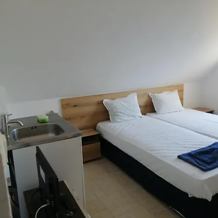 Guest house 