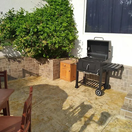 Guest house 
